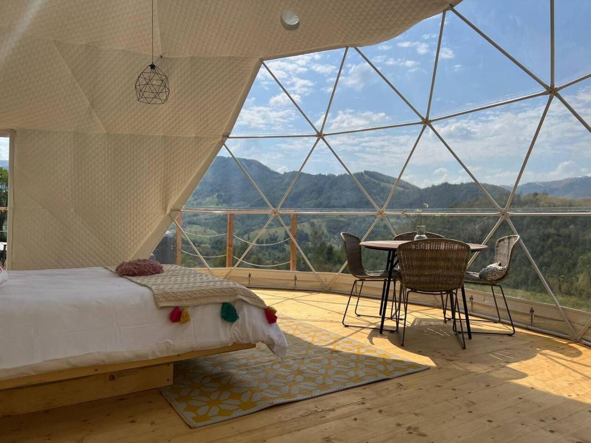 Tranquil Dome - Manta'S Retreat Glamping Cornereva Hotel Luaran gambar
