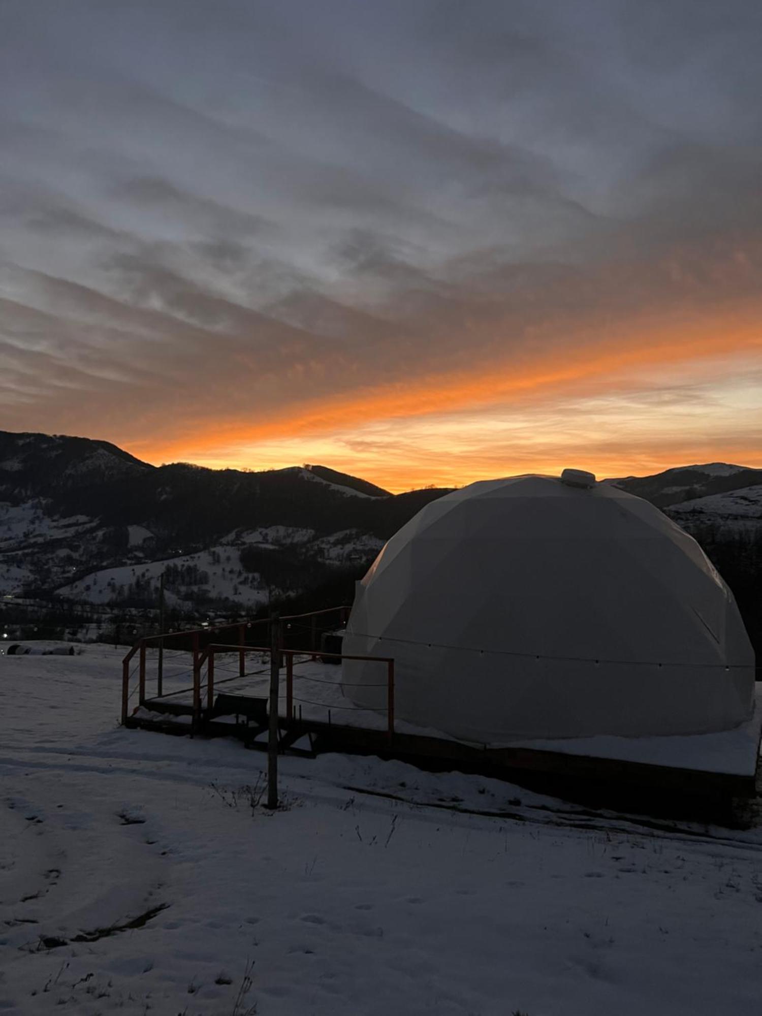 Tranquil Dome - Manta'S Retreat Glamping Cornereva Hotel Luaran gambar